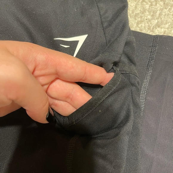 Black gymshark leggings - Picture 4 of 6